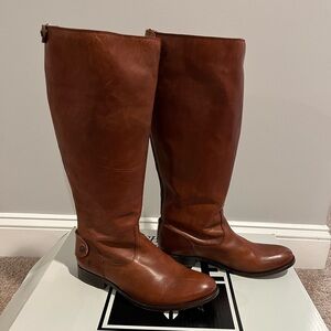 Frye Melissa Button Back zip boot
